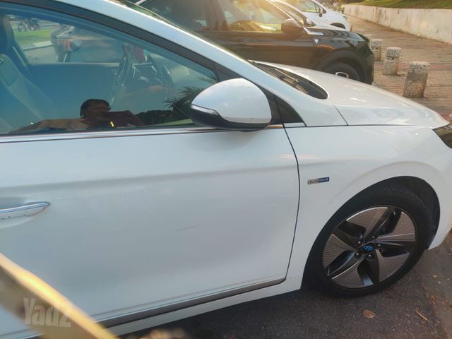 יונדאי איוניק