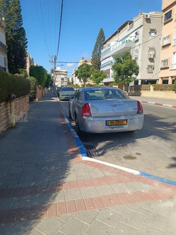 קרייזלר 300