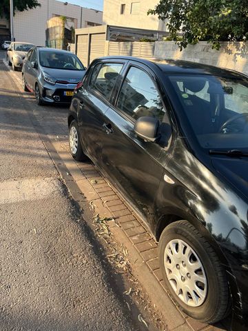 יונדאי i20