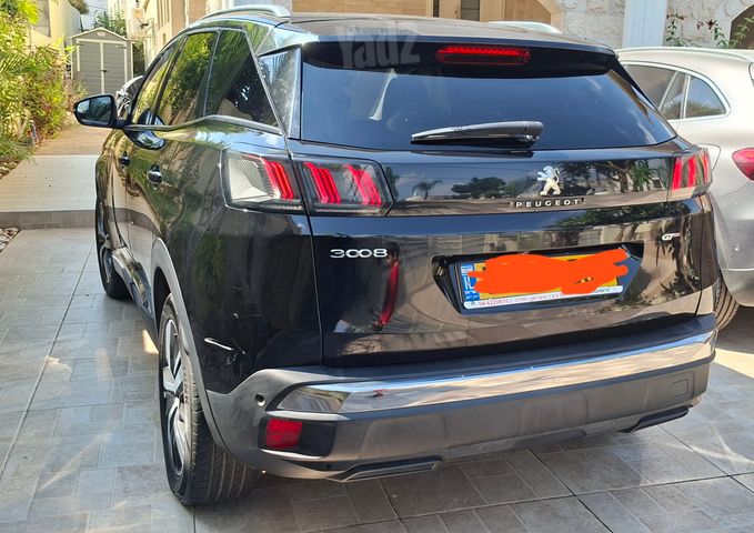 פיג'ו 3008