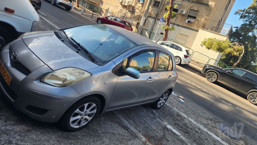 מודעת רכב טויוטה יאריס