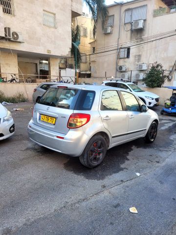 סוזוקי SX4
