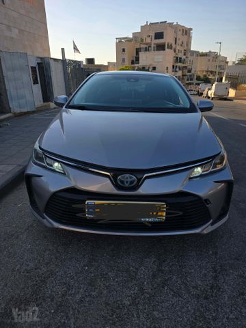 טויוטה קורולה