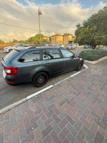 סקודה אוקטביה