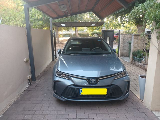 טויוטה קורולה