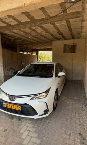 טויוטה קורולה