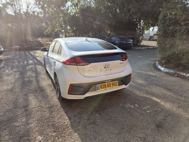 יונדאי איוניק
