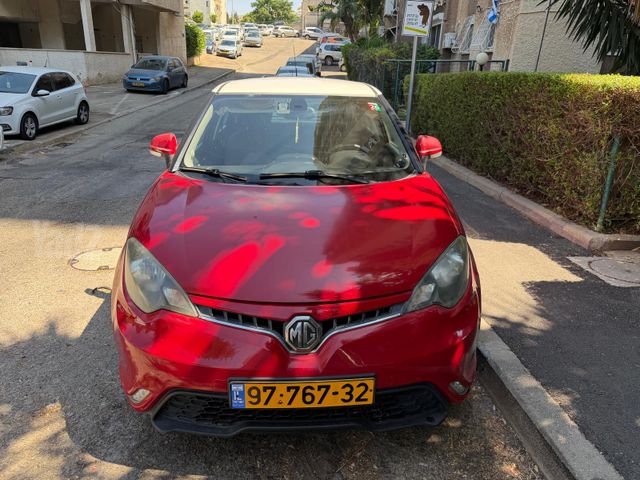 אם ג'י MG3