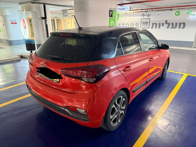 יונדאי i20