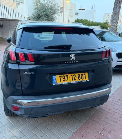 פיג'ו 3008
