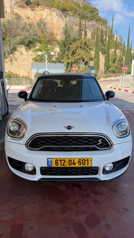 מודעת רכב מיני קאנטרימן