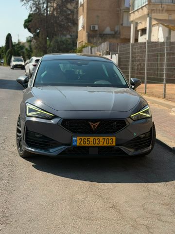 קופרה לאון