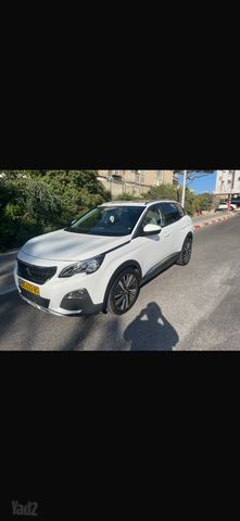פיג'ו 3008