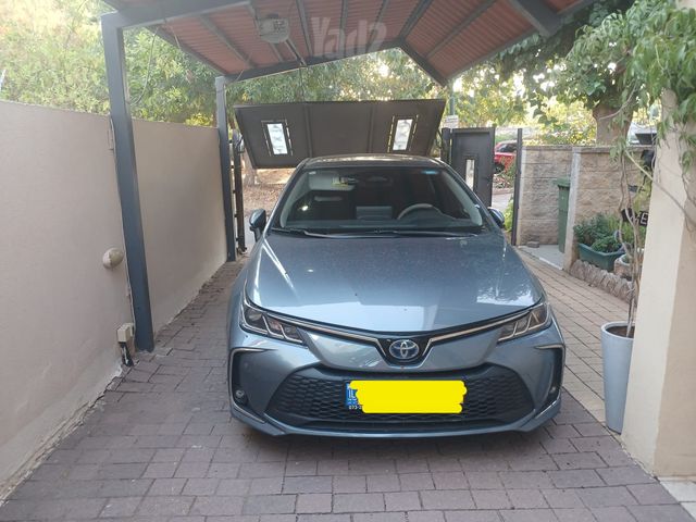 טויוטה קורולה