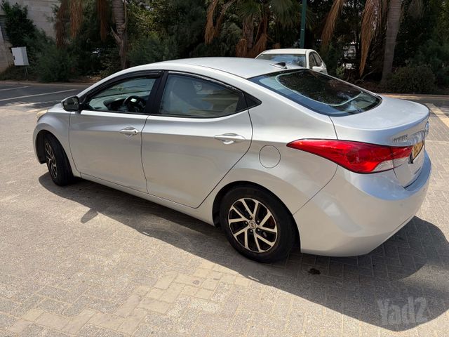 יונדאי I35