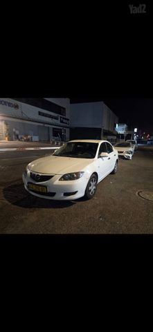מודעת רכב מאזדה 3