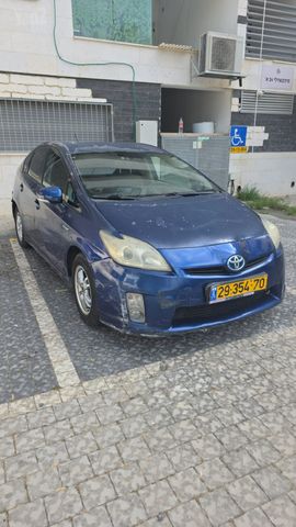 מודעת רכב טויוטה פריוס