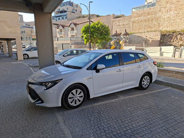 טויוטה קורולה