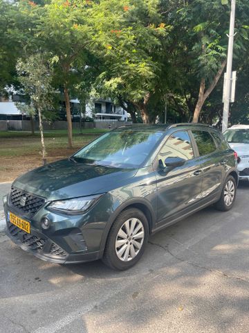 סיאט ארונה