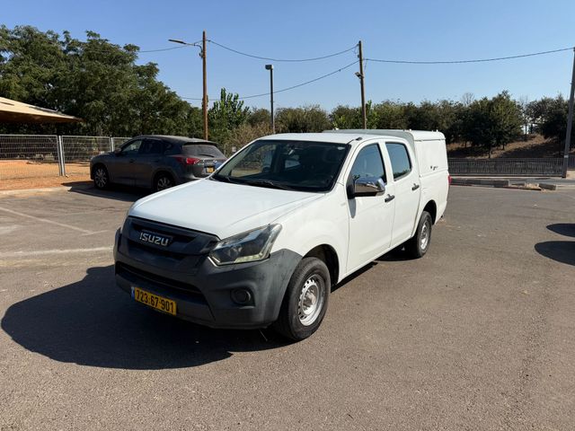 מודעת רכב איסוזו די-מקס
