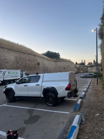 מודעת רכב טויוטה היילקס