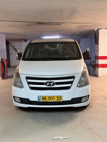 יונדאי H-1 / i800
