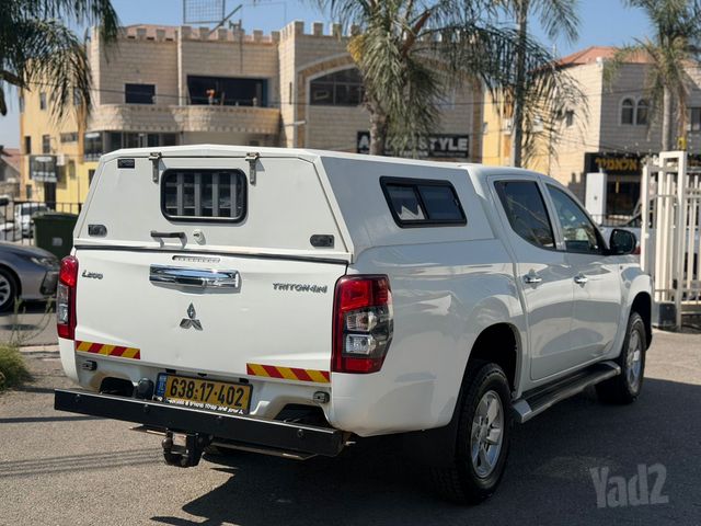 מיצובישי טרייטון / L200