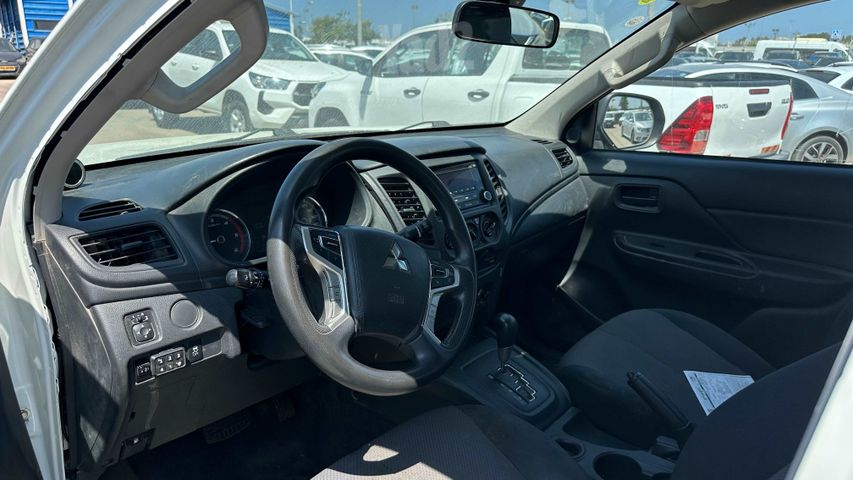 מודעת רכב מיצובישי טרייטון / L200 1
