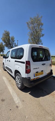 פיאט דובלו