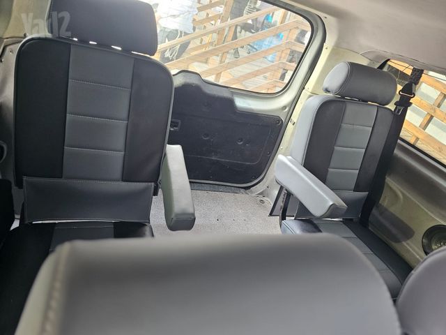 יונדאי H-1 / i800