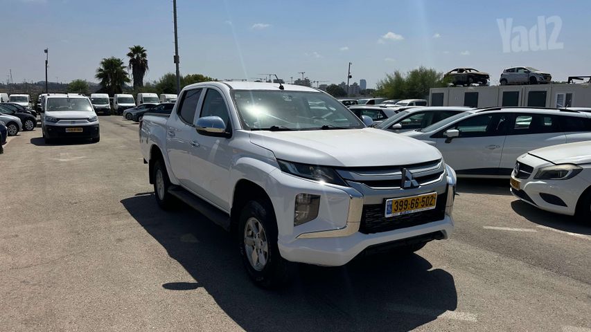 מיצובישי טרייטון / L200