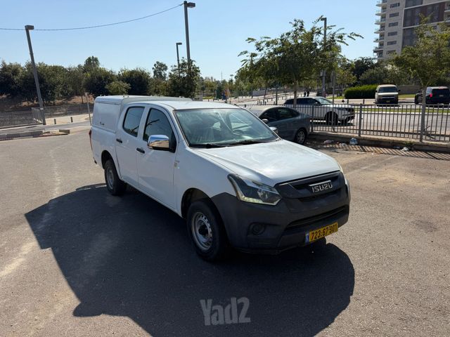 איסוזו די-מקס
