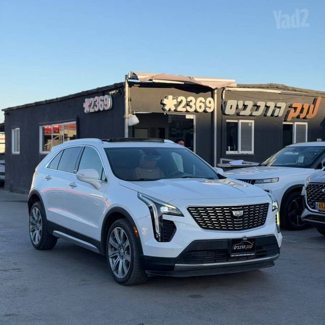 מודעת רכב קאדילק XT4