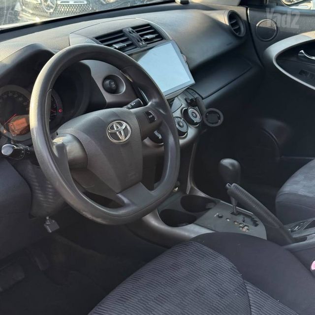 טויוטה RAV4