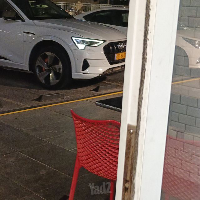 אאודי E-tron
