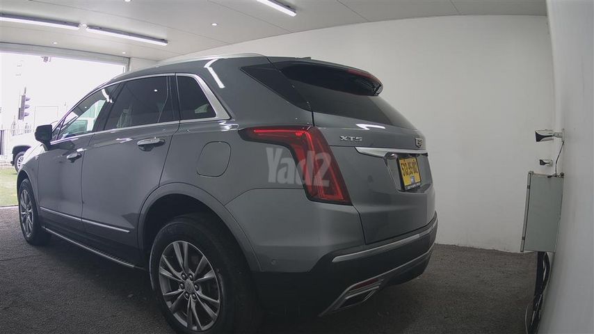 קאדילק XT5