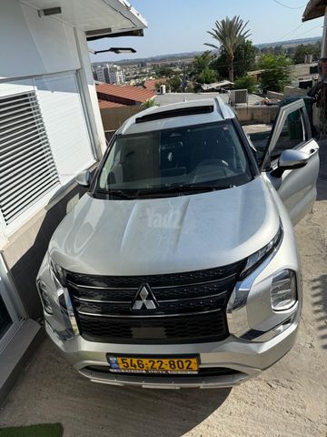 מיצובישי אאוטלנדר