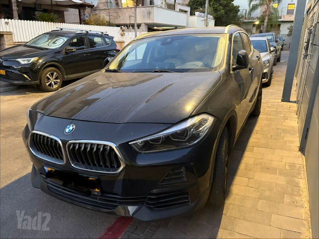 ב מ וו X2