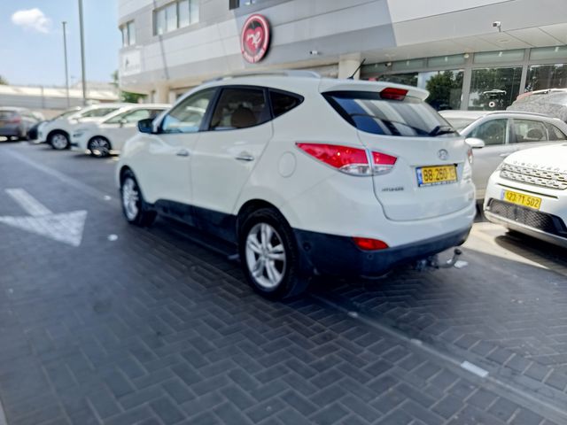 יונדאי ix35
