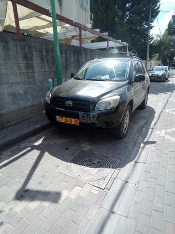 מודעת רכב טויוטה RAV4