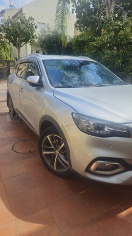 מודעת רכב אם ג'י EHS PHEV