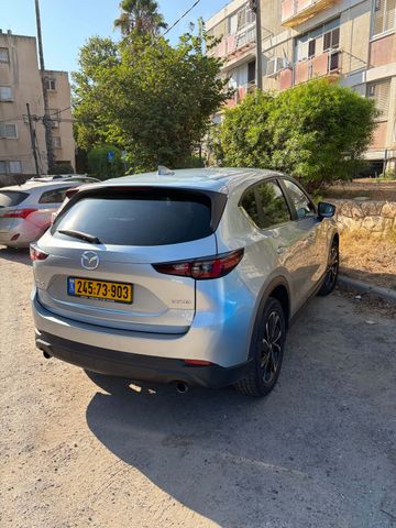 מודעת רכב מאזדה CX-5