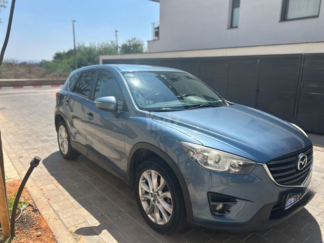מודעת רכב מאזדה CX-5