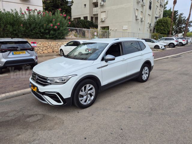 פולקסווגן טיגואן אולספייס