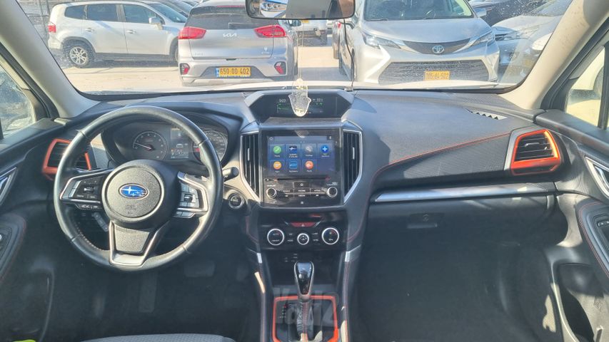 סובארו פורסטר
