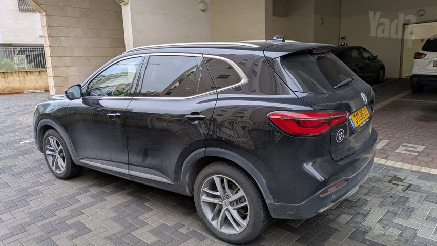 מודעת רכב אם ג'י EHS PHEV