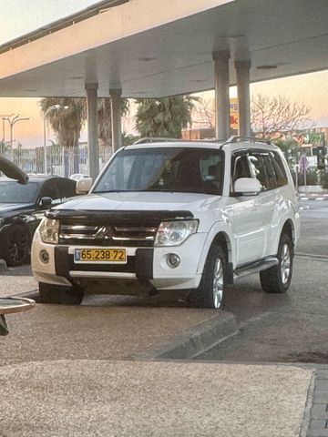 מודעת רכב מיצובישי פג'רו