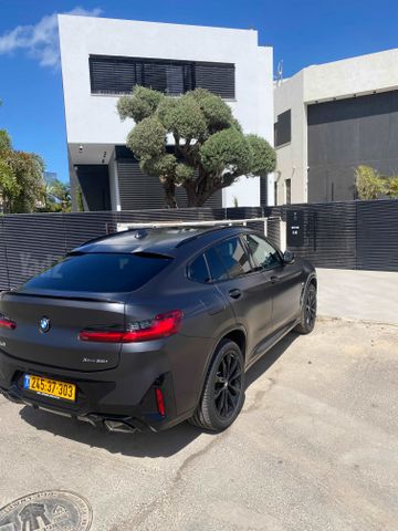 ב מ וו X4