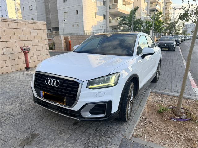 מודעת רכב אאודי Q2