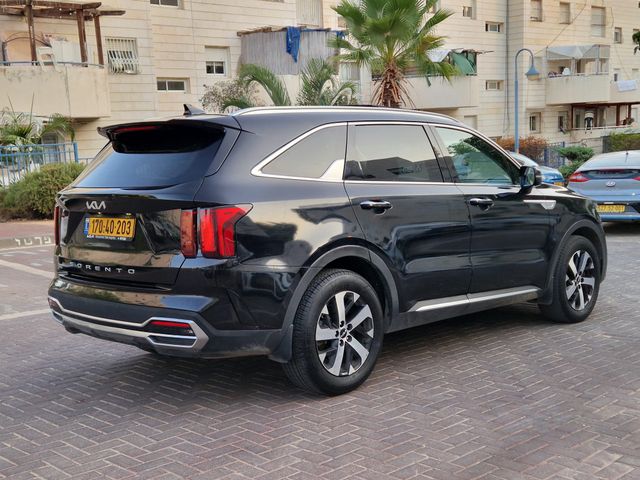 קיה סורנטו